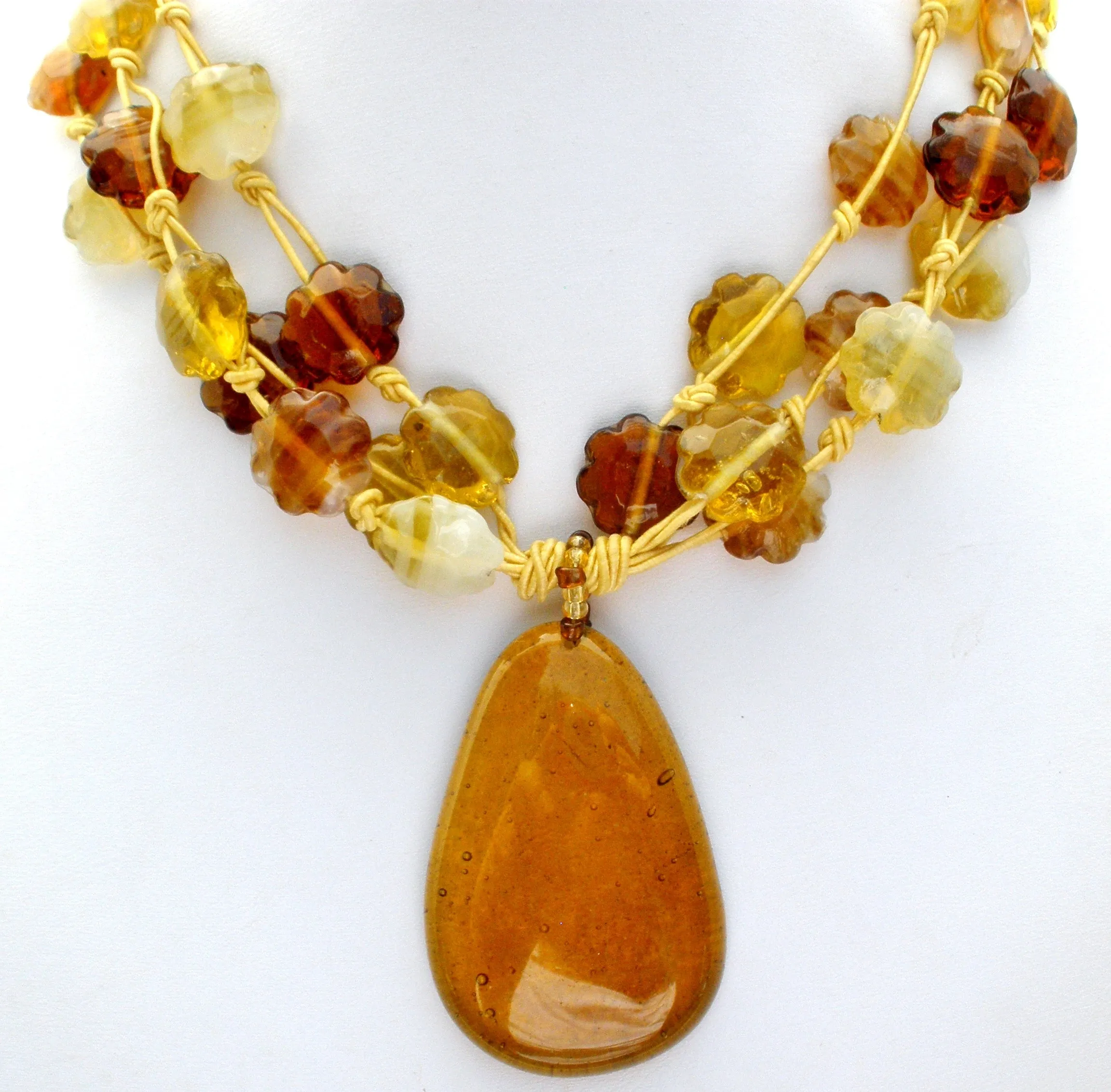 Handmade Art Glass Flower Bead Necklace