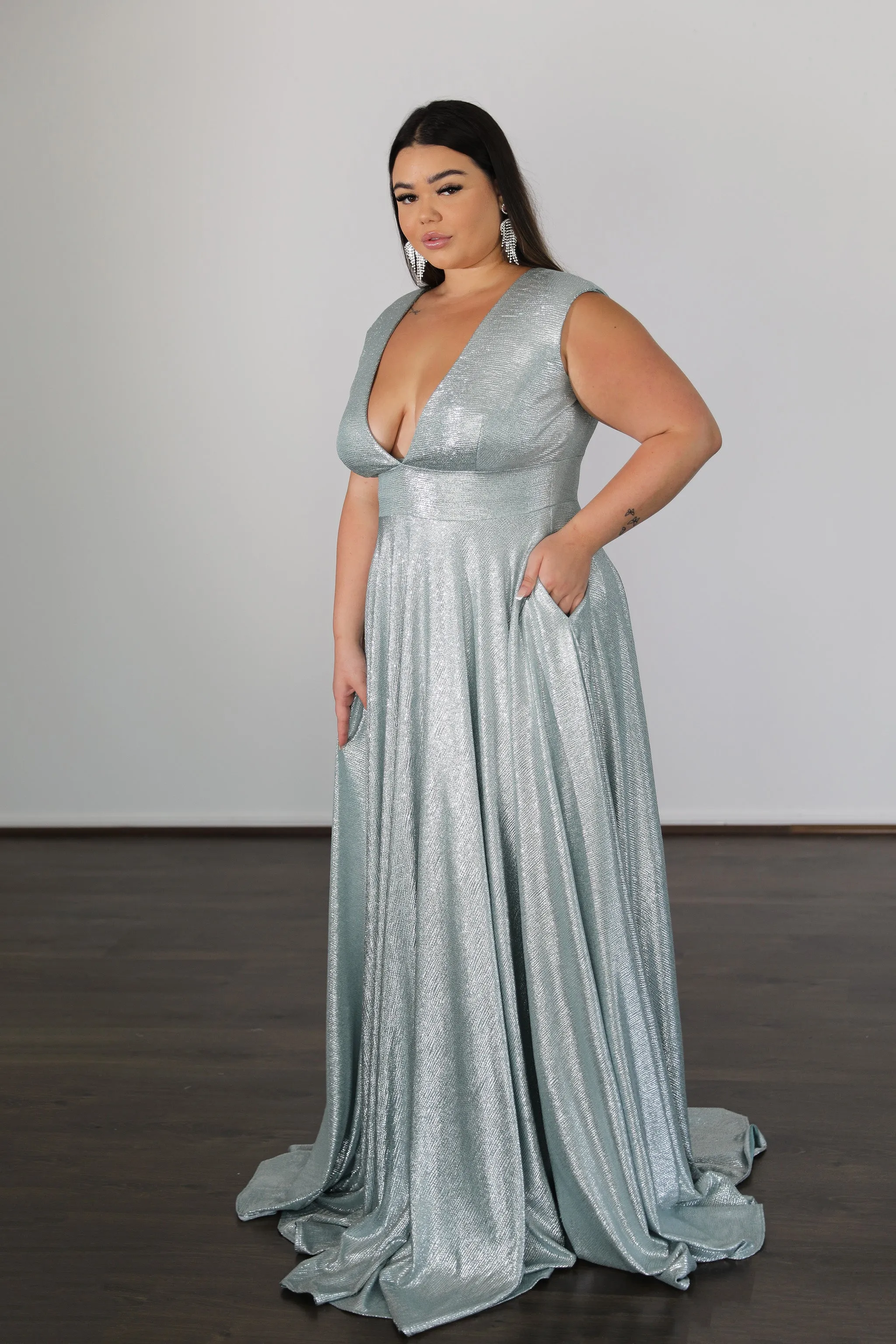 Once Labeled Designer SABRINA Stretch Shimmer Curve & Plus Size Formal Dress