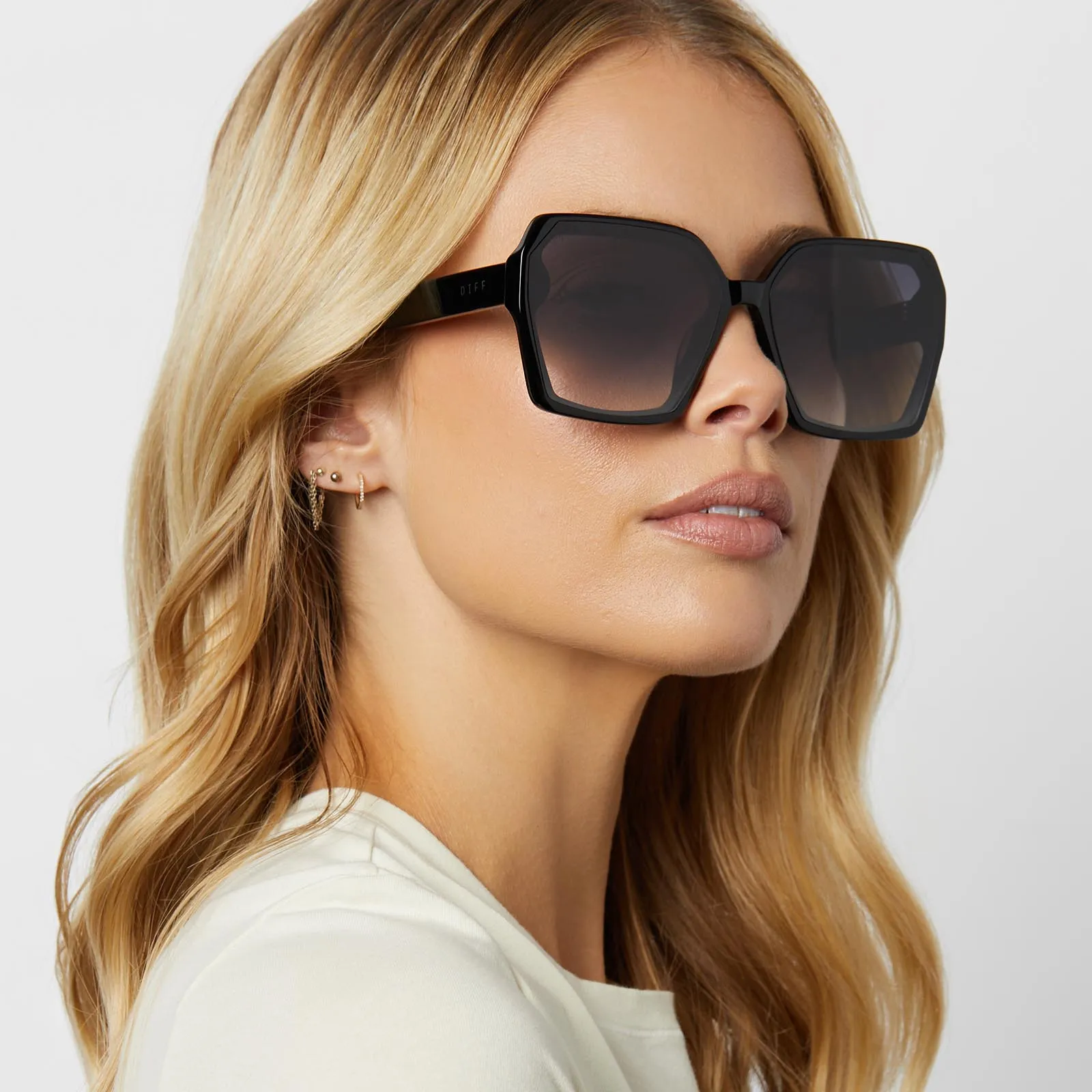 PRESLEY - BLACK   GREY GRADIENT SUNGLASSES