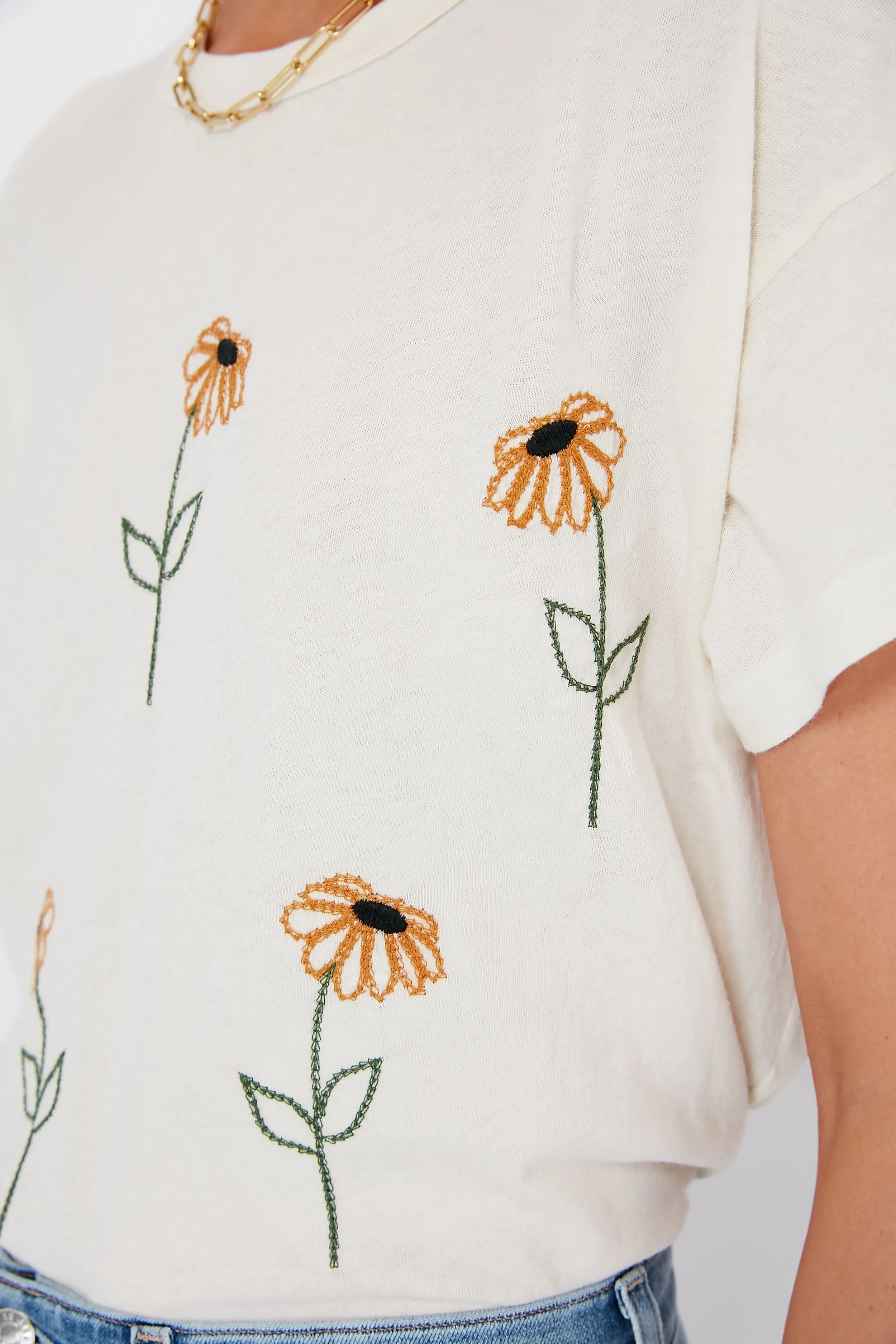 Washed White Weeping Daisy Embroidery Boxy Tee